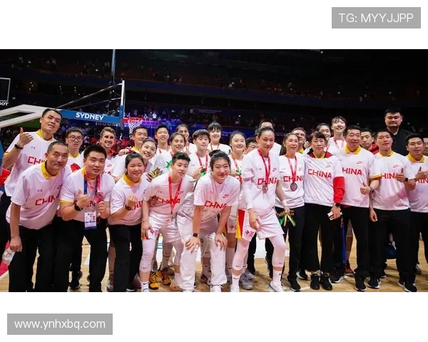 上海羽毛球队奋勇拼搏迎接世界杯挑战的辉煌历程与成就分享 上海羽毛球队奋勇拼搏迎接世界杯挑战的辉煌历程与成就分享