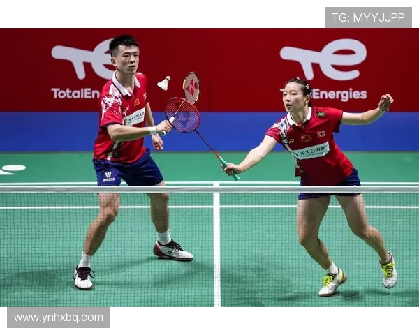 深圳羽毛球队与上海羽毛球队赛后分析力量对比与战术探讨 深圳羽毛球队与上海羽毛球队赛后分析力量对比与战术探讨