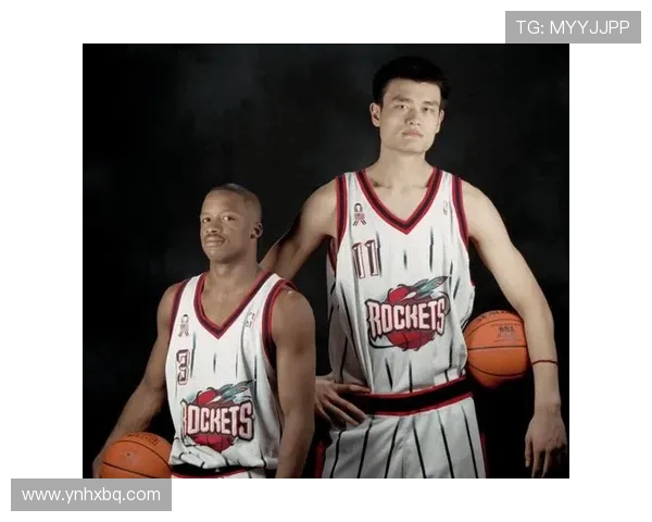 姚明领衔火箭对决热火的经典之战回顾与精彩瞬间解析